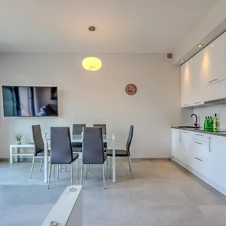 Apartament Silence Dwupoziomowy Sun7 波别罗沃