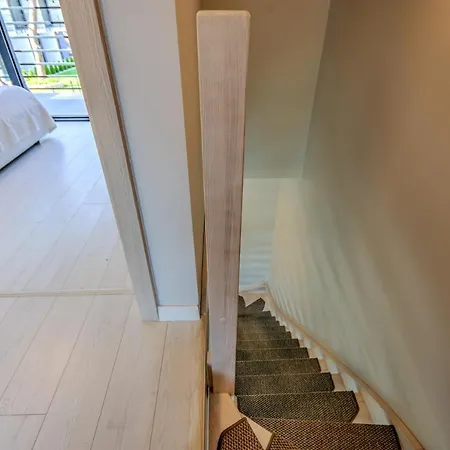 Apartament Silence Dwupoziomowy Sun7 *